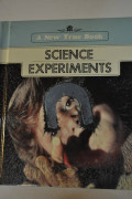 Science Experiments : A New True Book
